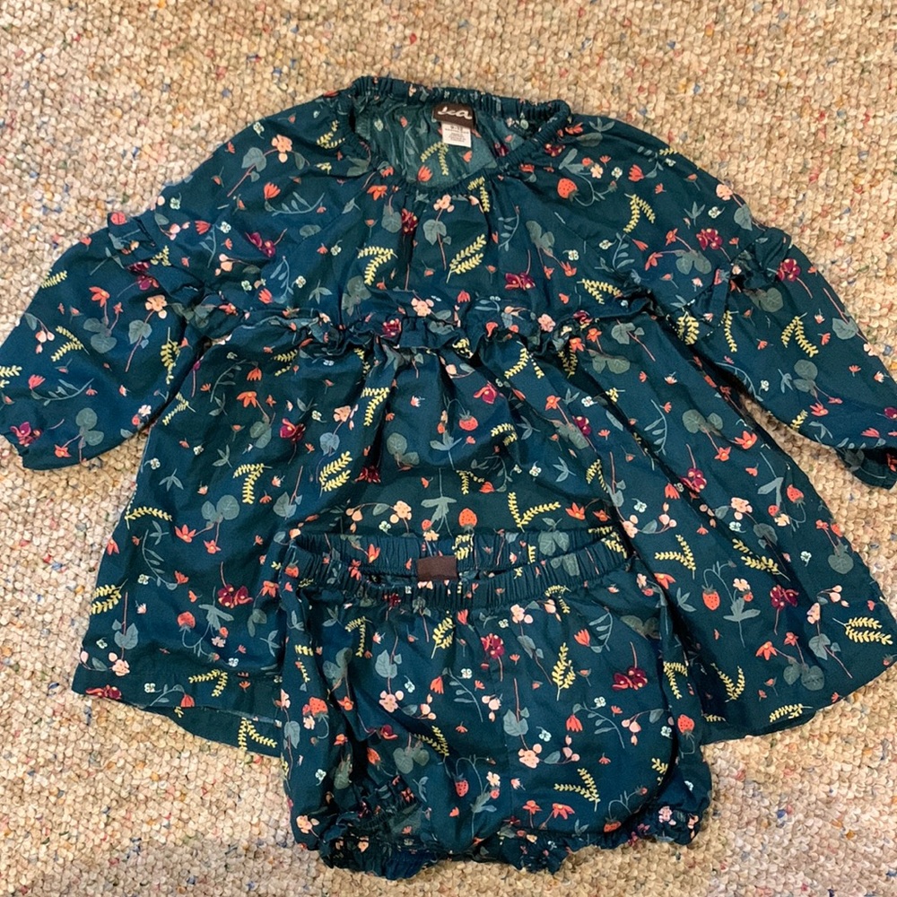 Tea collection 9-12 mo dress + bloomers